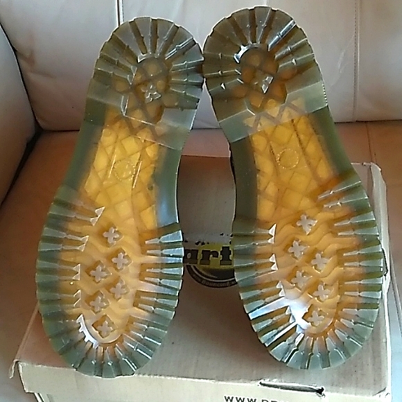 NIB Women's Dr. MARTENS Air Wair black FLORAL Bloom K Hydro boots size 5 - Picture 9 of 10